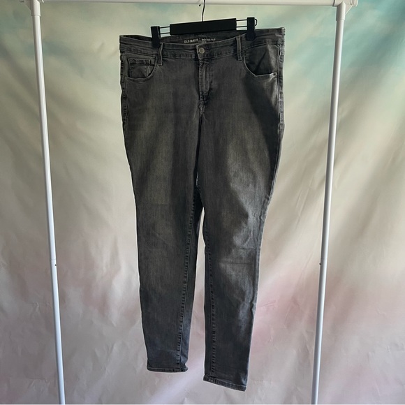 Old Navy Mid-Rise Rockstar Skinny Jean Gray Wash - Picture 5 of 6